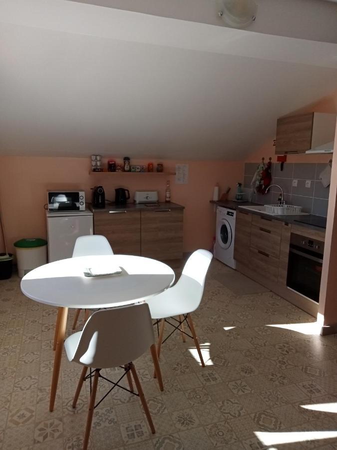 Alojamento Local - Casa Amarela Alvaiázere Εξωτερικό φωτογραφία